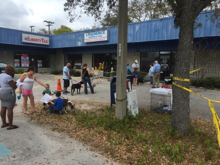 Families waiting for an exam room to open at Healthy Dog Day 2016